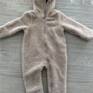 Baby GAP Tan Fuzzy Kids One Piece Winter Suit